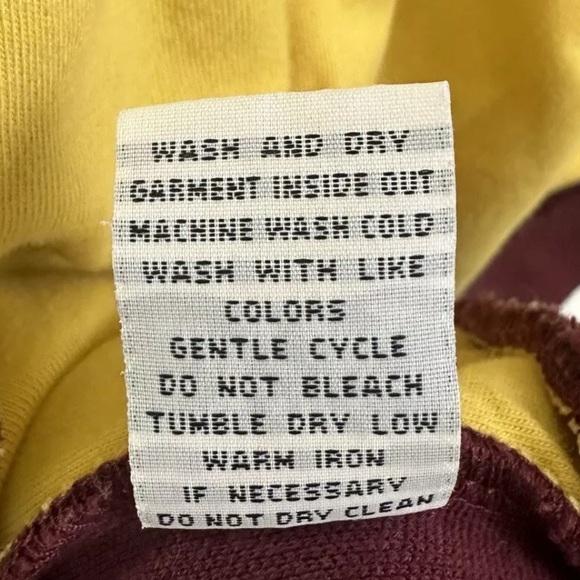 Marc Ecko Track Jacket Men’s Size XL Maroon Yellow White Cut & Sew Line - Picture 8 of 8